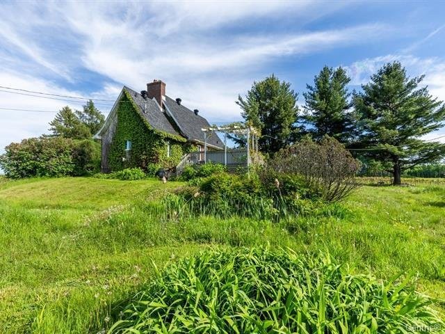 Back of Structure - 136 Rg Grand-Sabrevois, Sainte-Anne-De-Sabrevois, QC - Outdoor