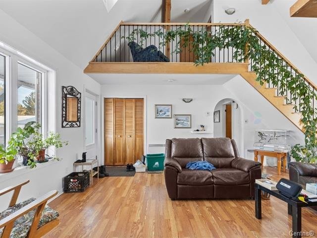 Overall view - 136 Rg Grand-Sabrevois, Sainte-Anne-De-Sabrevois, QC - Indoor Photo Showing Living Room