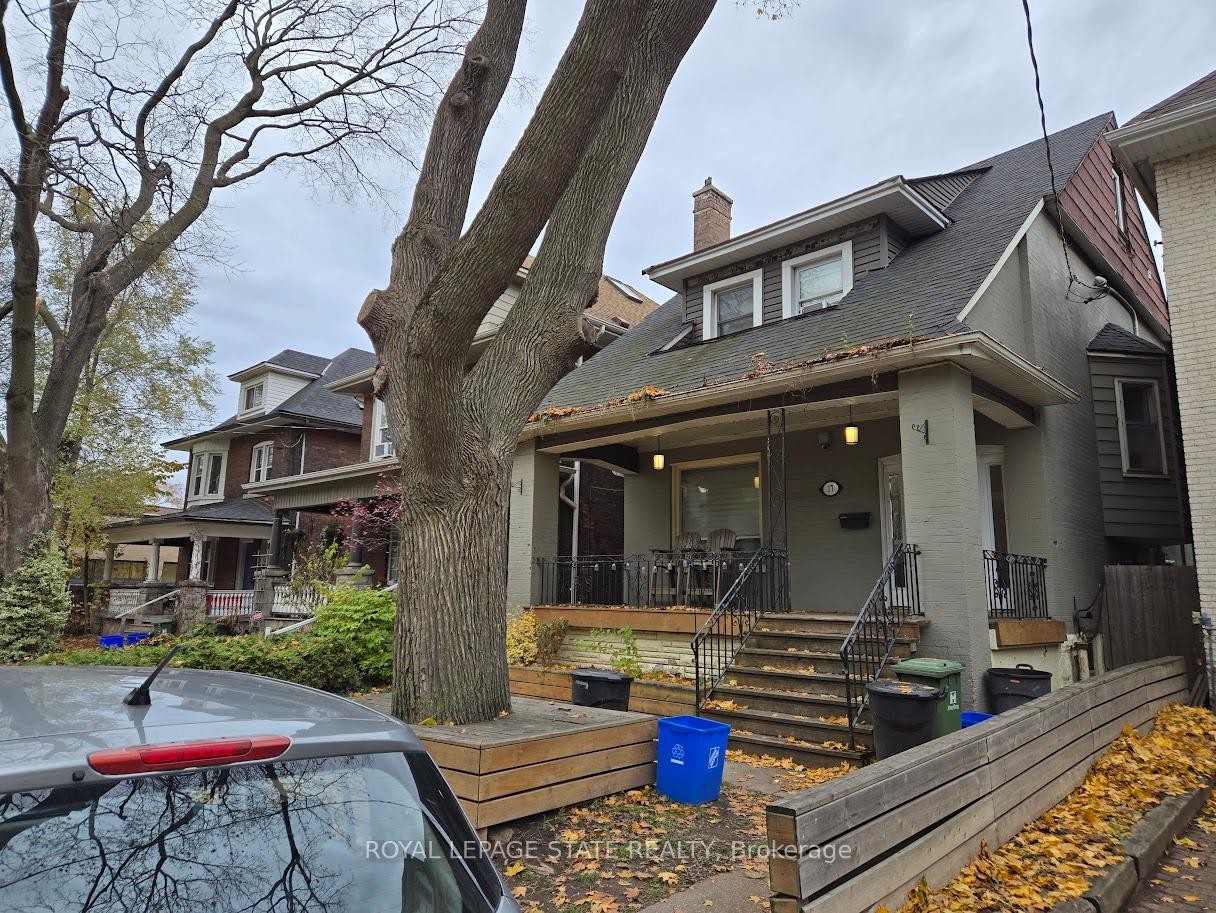 17 Fairleigh Avenue S, Hamilton, ON - Outdoor With Deck Patio Veranda