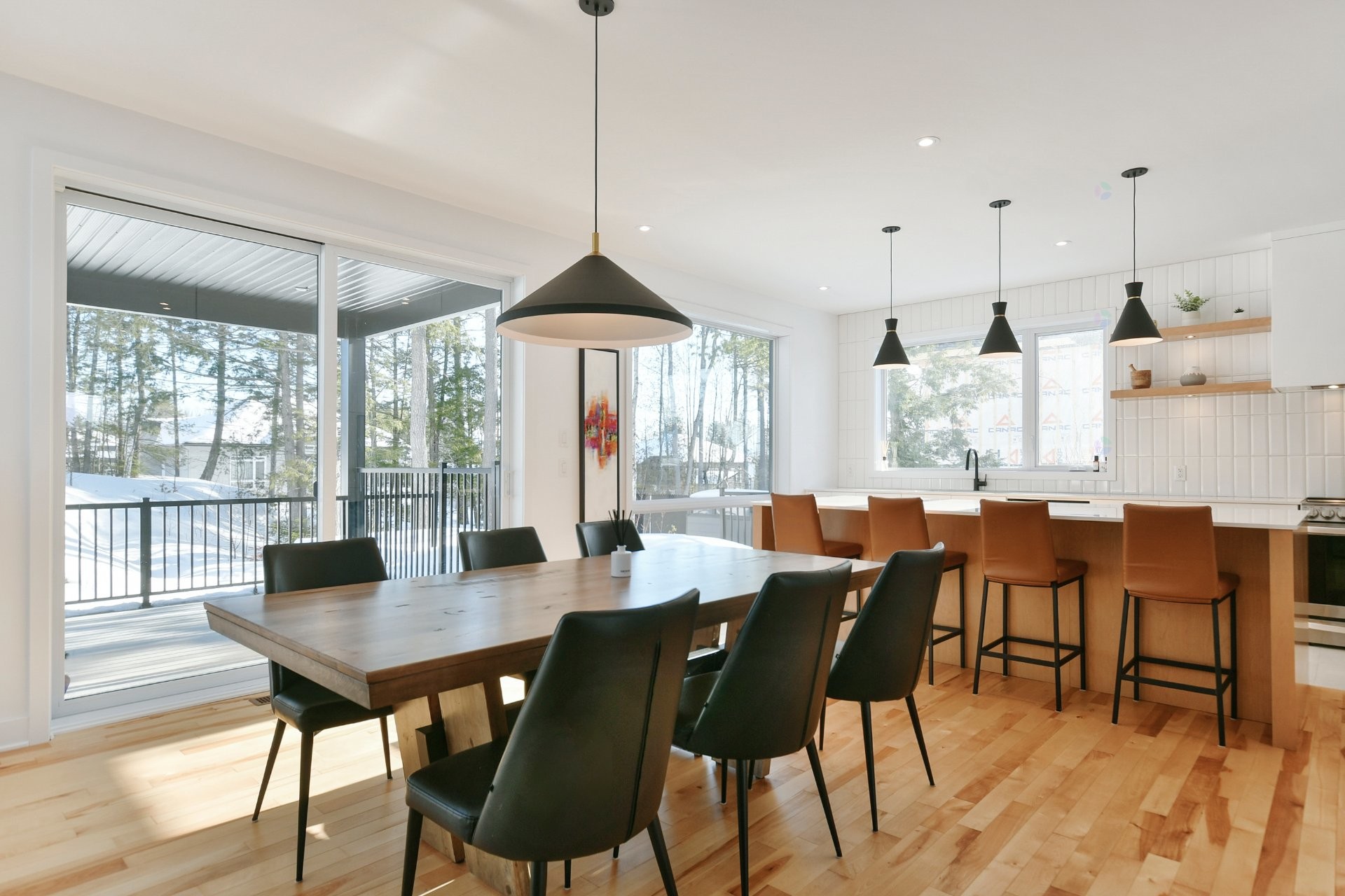 Salle à manger - 17085 Rue Du Corail, Mirabel, QC - Indoor Photo Showing Dining Room