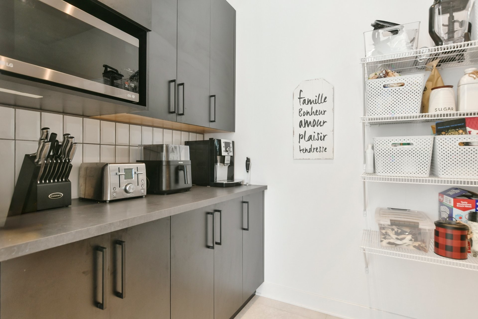 Cuisinette - 17085 Rue Du Corail, Mirabel, QC - Indoor