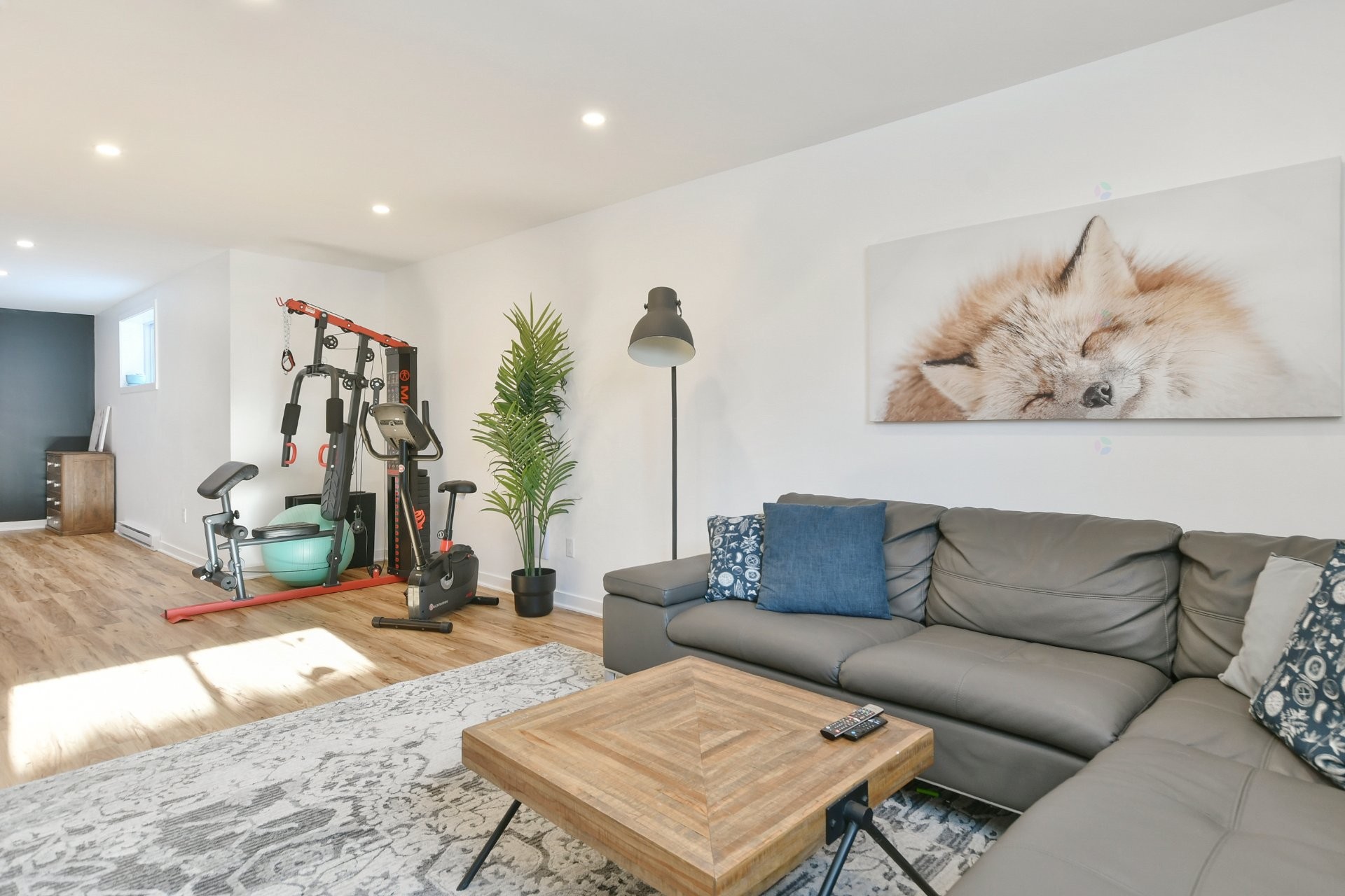 Salle familiale - 17085 Rue Du Corail, Mirabel, QC - Indoor Photo Showing Living Room