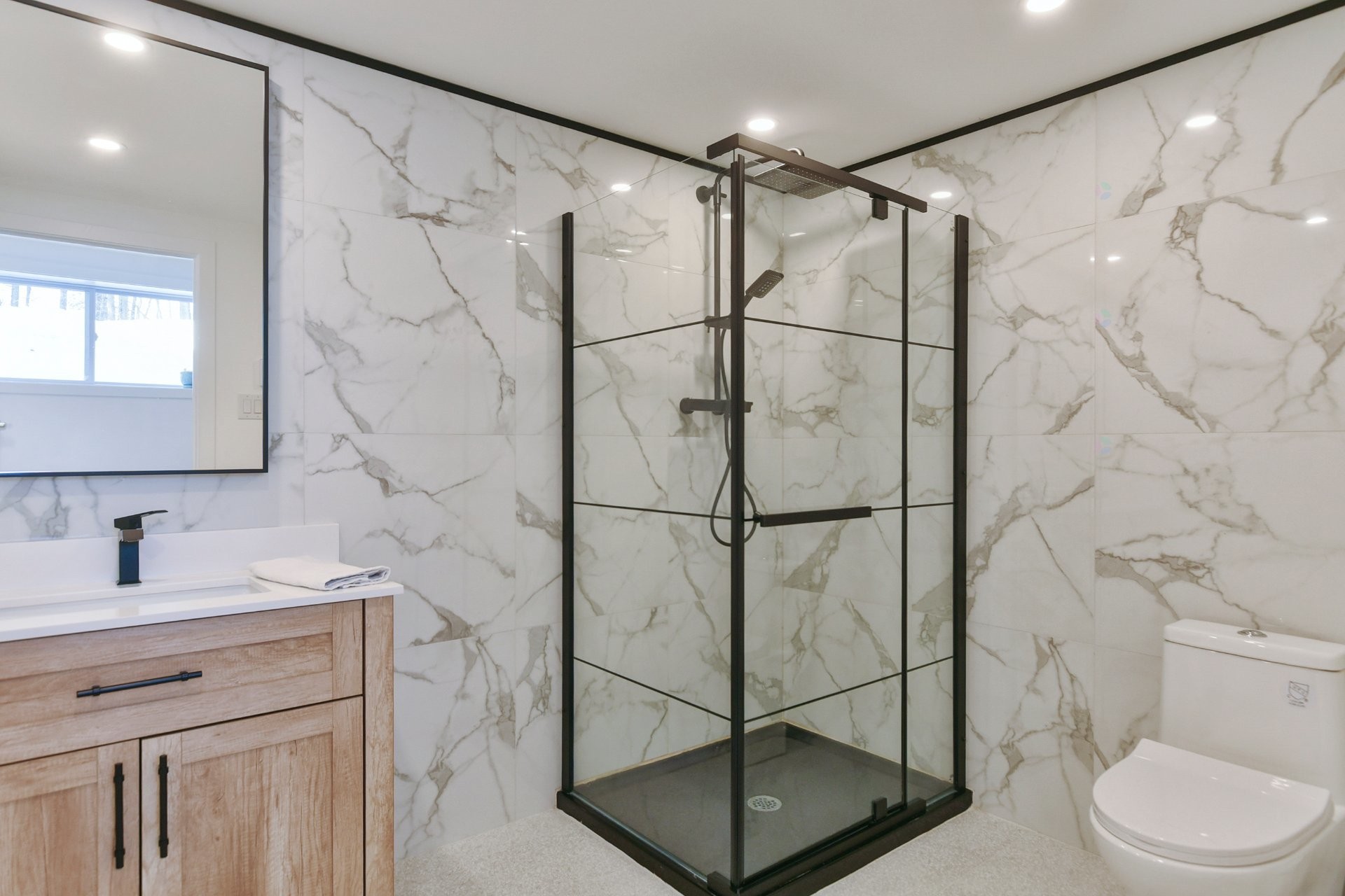 Salle de bains - 17085 Rue Du Corail, Mirabel, QC - Indoor Photo Showing Bathroom