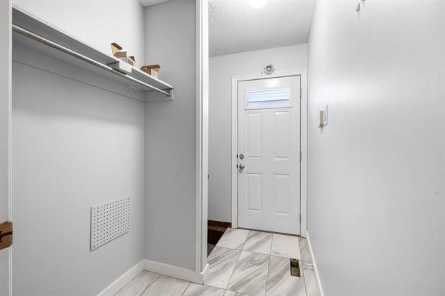 3 Menno Bay, Winnipeg, MB