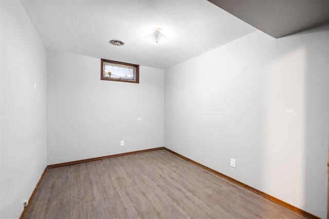 3 Menno Bay, Winnipeg, MB