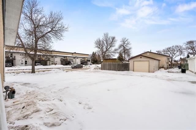 3 Menno Bay, Winnipeg, MB