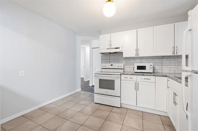 3 Menno Bay, Winnipeg, MB