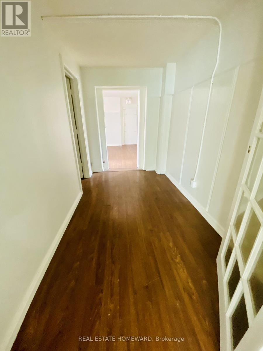 493A Danforth Avenue, Toronto, ON