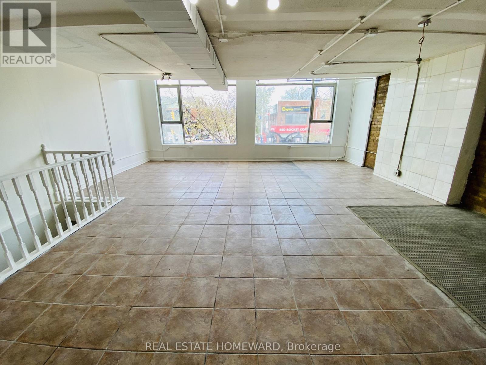 493A Danforth Avenue, Toronto, ON