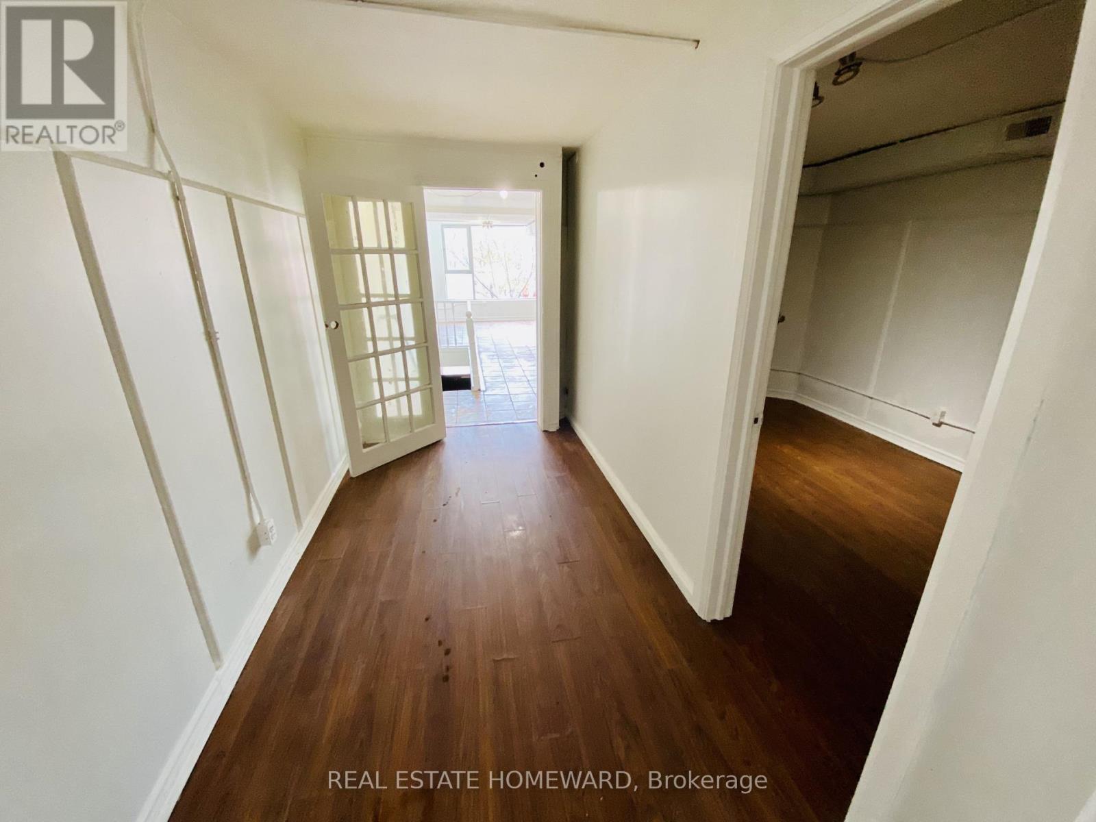 493A Danforth Avenue, Toronto, ON