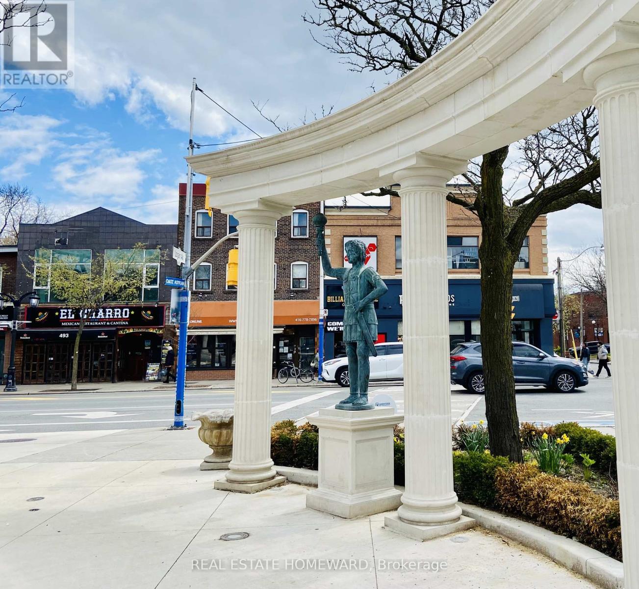 493A Danforth Avenue, Toronto, ON
