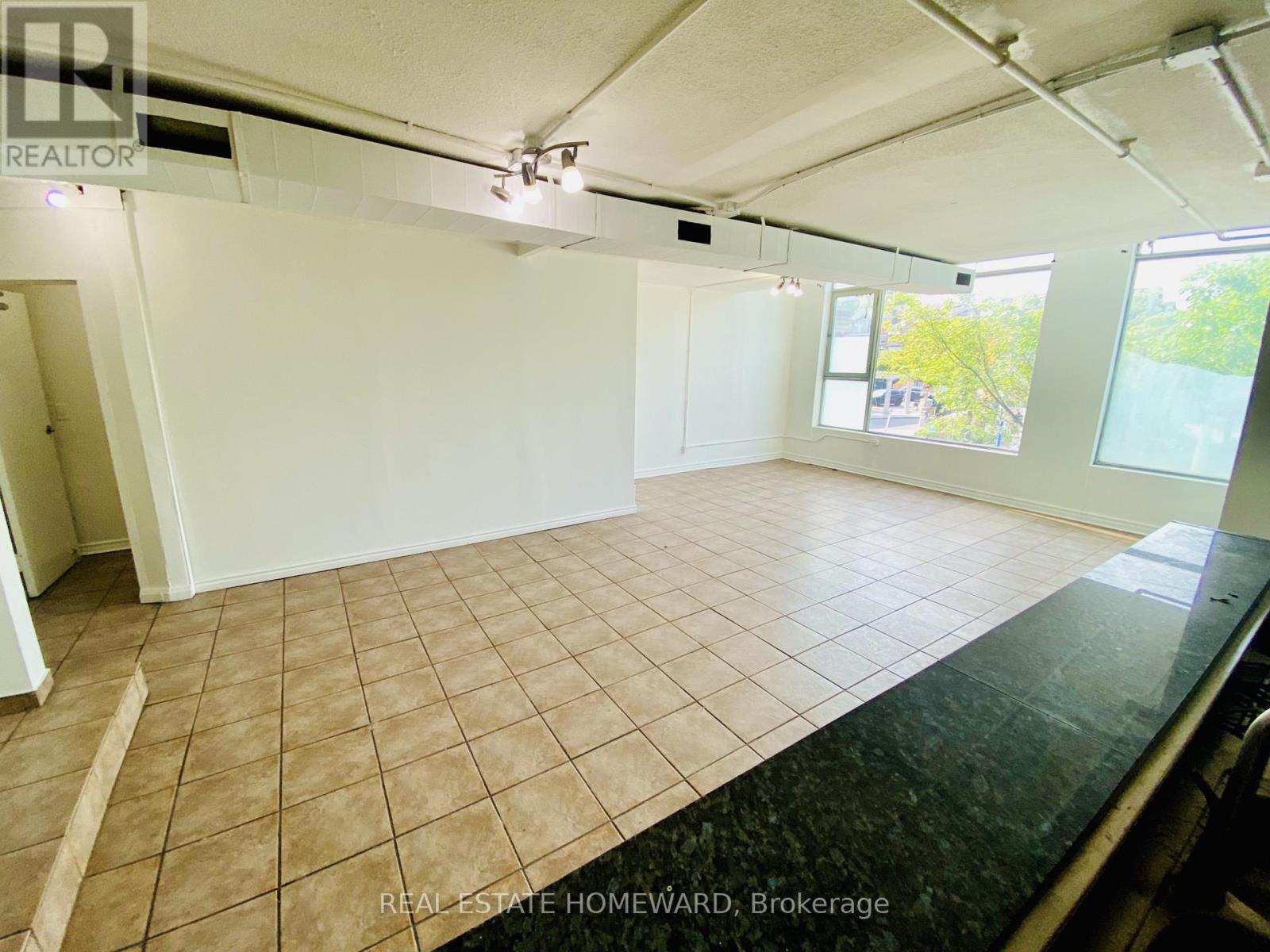 493A Danforth Avenue, Toronto, ON