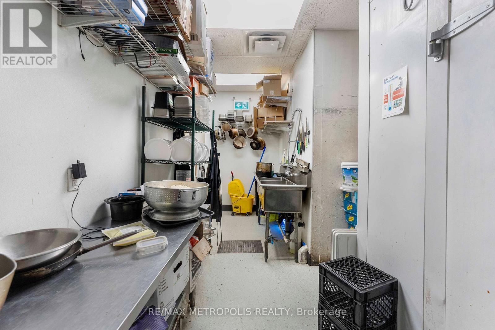 1465 Aerowood Drive, Mississauga, ON