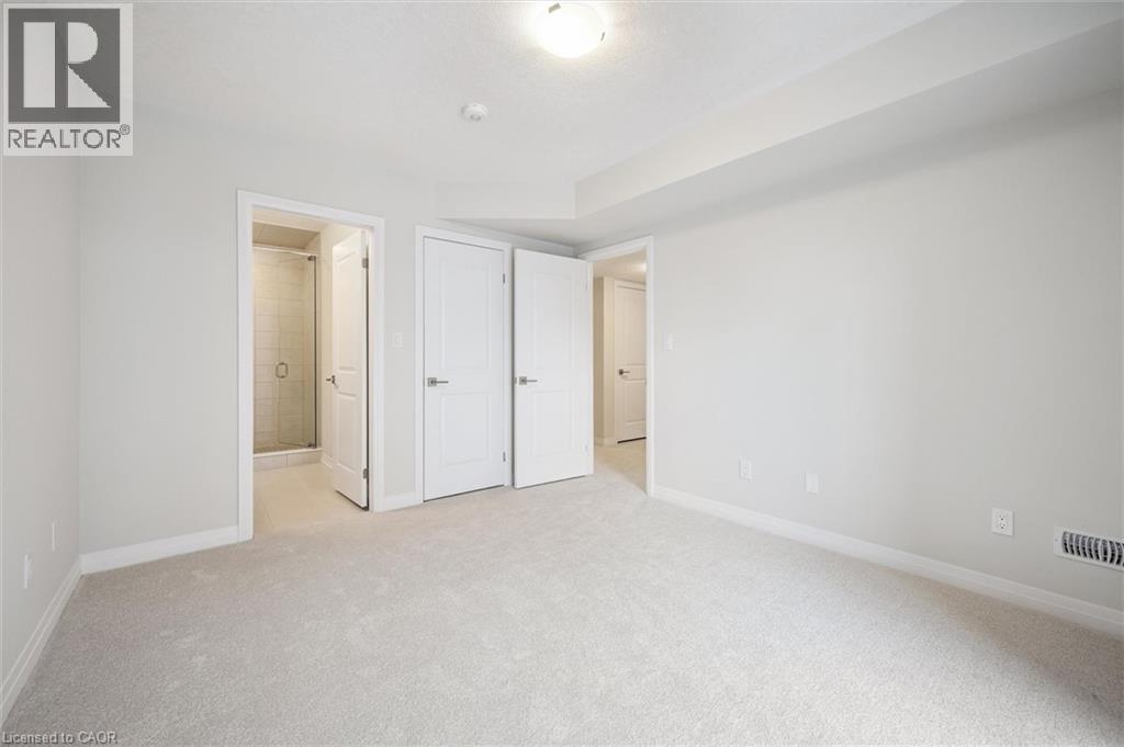 40 Urbane Boulevard, Kitchener, ON - Indoor Photo Showing Other Room