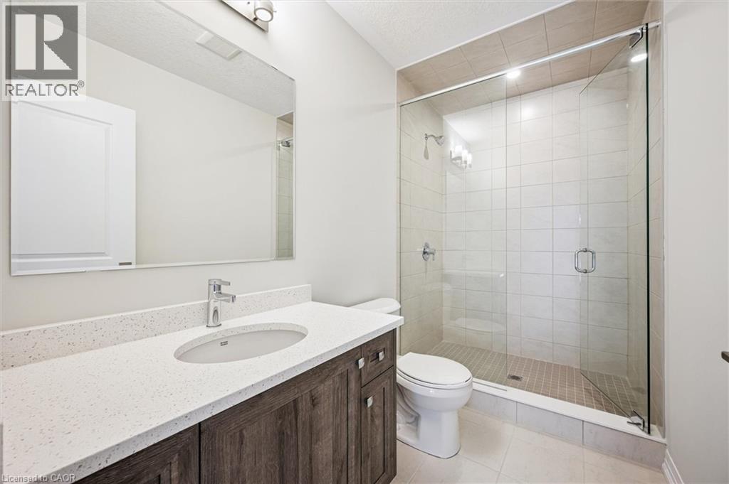 40 Urbane Boulevard, Kitchener, ON - Indoor Photo Showing Bathroom