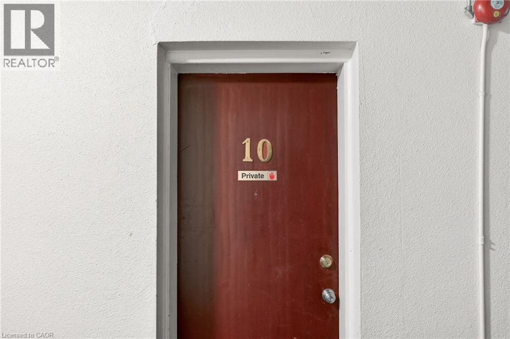 237 Mohawk Road E Unit# 10, Hamilton, ON - Outdoor