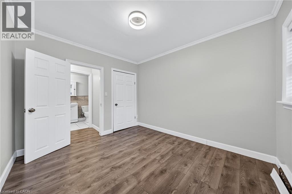 237 Mohawk Road E Unit# 10, Hamilton, ON - Indoor Photo Showing Other Room