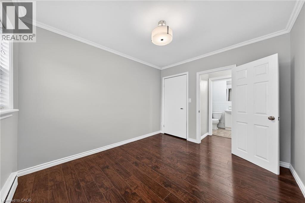 237 Mohawk Road E Unit# 8, Hamilton, ON - Indoor Photo Showing Other Room