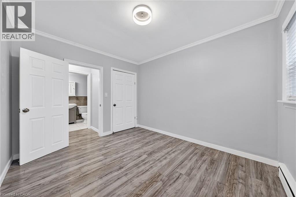 237 Mohawk Road E Unit# 7, Hamilton, ON - Indoor Photo Showing Other Room