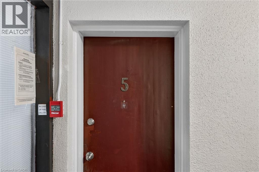 237 Mohawk Road E Unit# 5, Hamilton, ON -