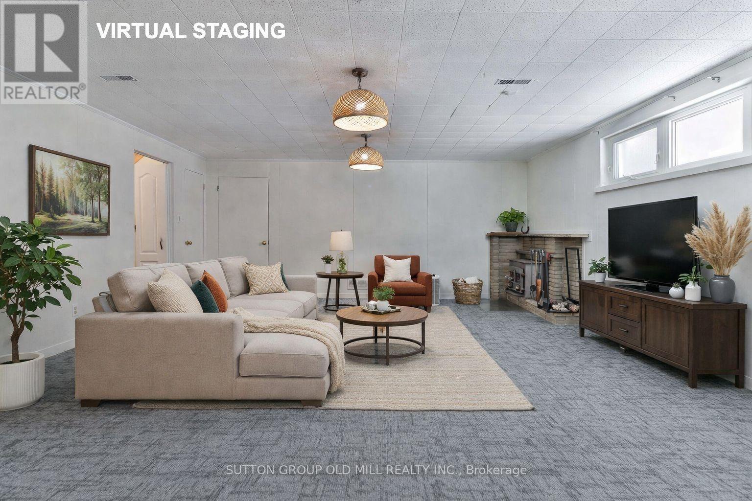 15 Manorhampton Drive, Toronto, ON - Indoor