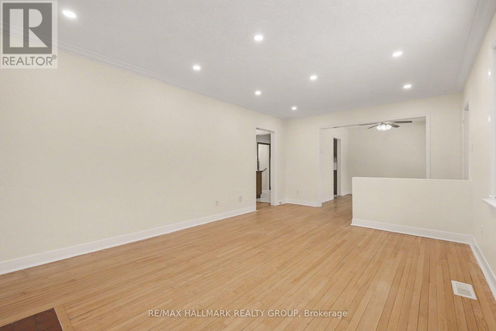 1299 Evans Boulevard, Ottawa, ON - Indoor Photo Showing Other Room