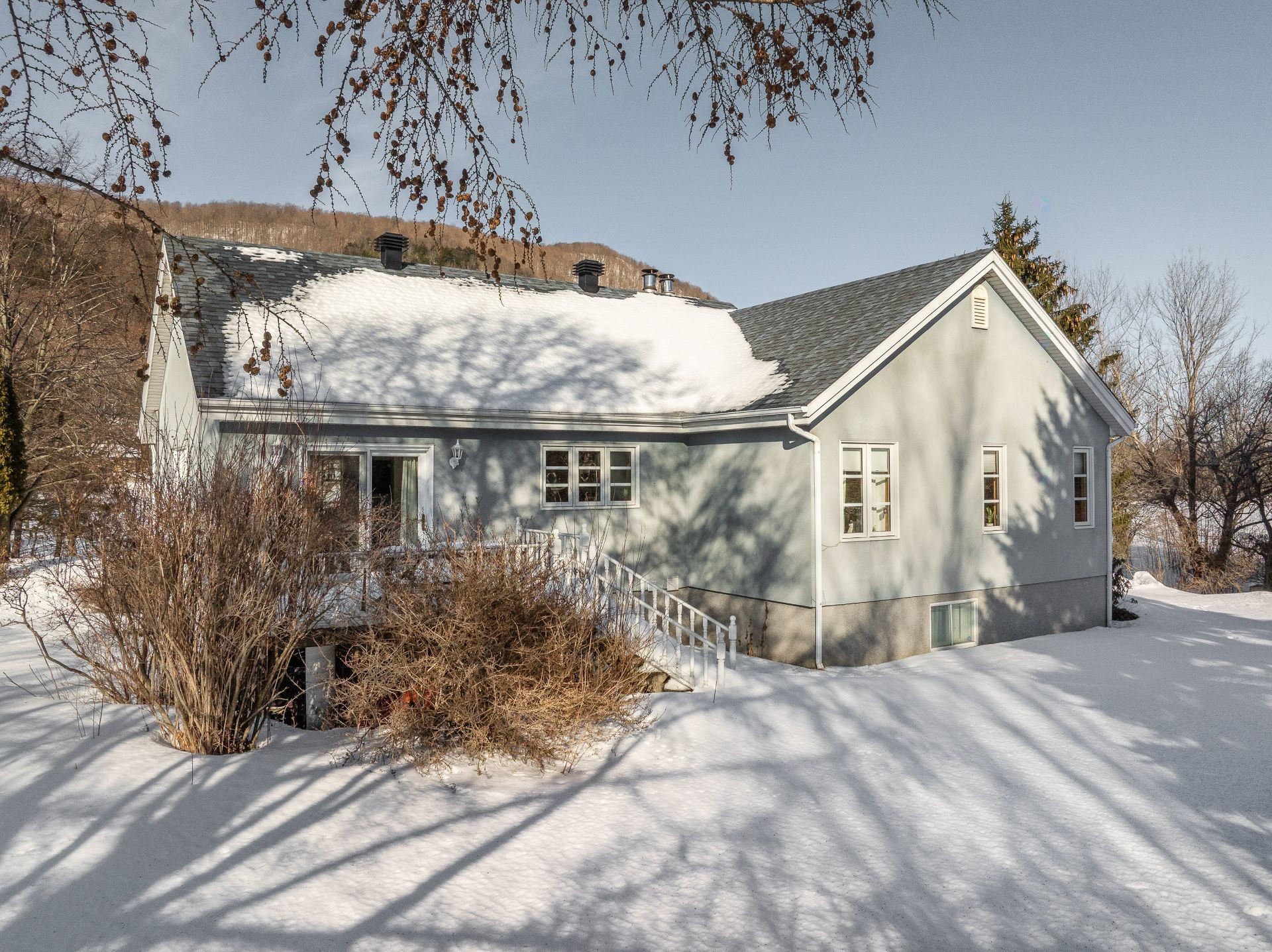 Back of Structure - 1125 Grand Rg St-Charles, Saint-Paul-D'Abbotsford, QC