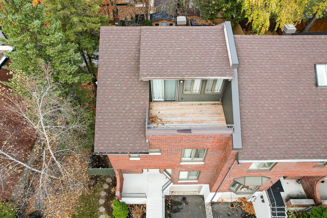 Photo aérienne - 654Z Av. Pine, Saint-Lambert, QC - Outdoor With Deck Patio Veranda With Exterior