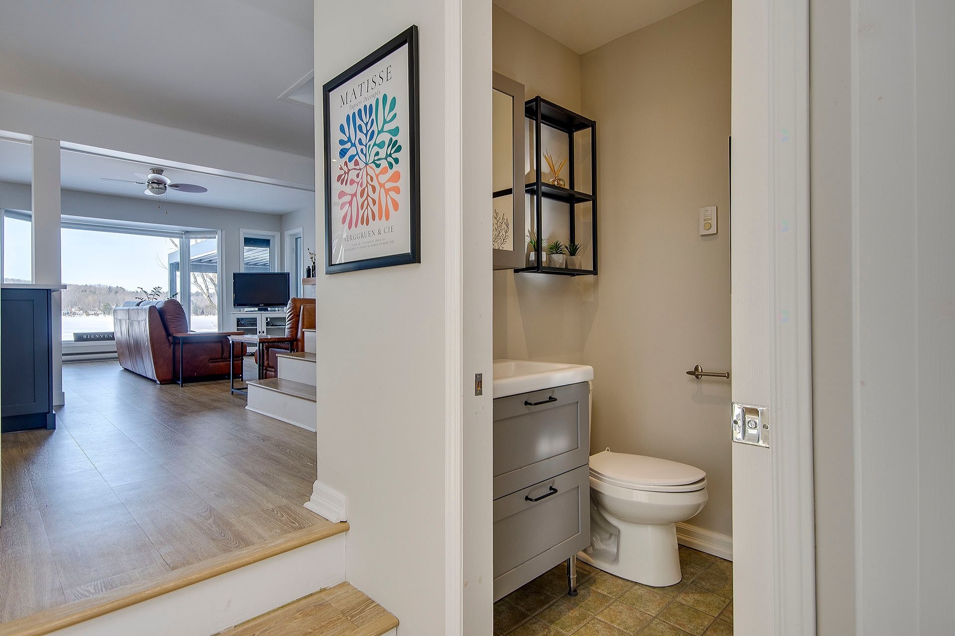 Vue d'ensemble - 230 Rue Larose, Dunham, QC - Indoor Photo Showing Bathroom