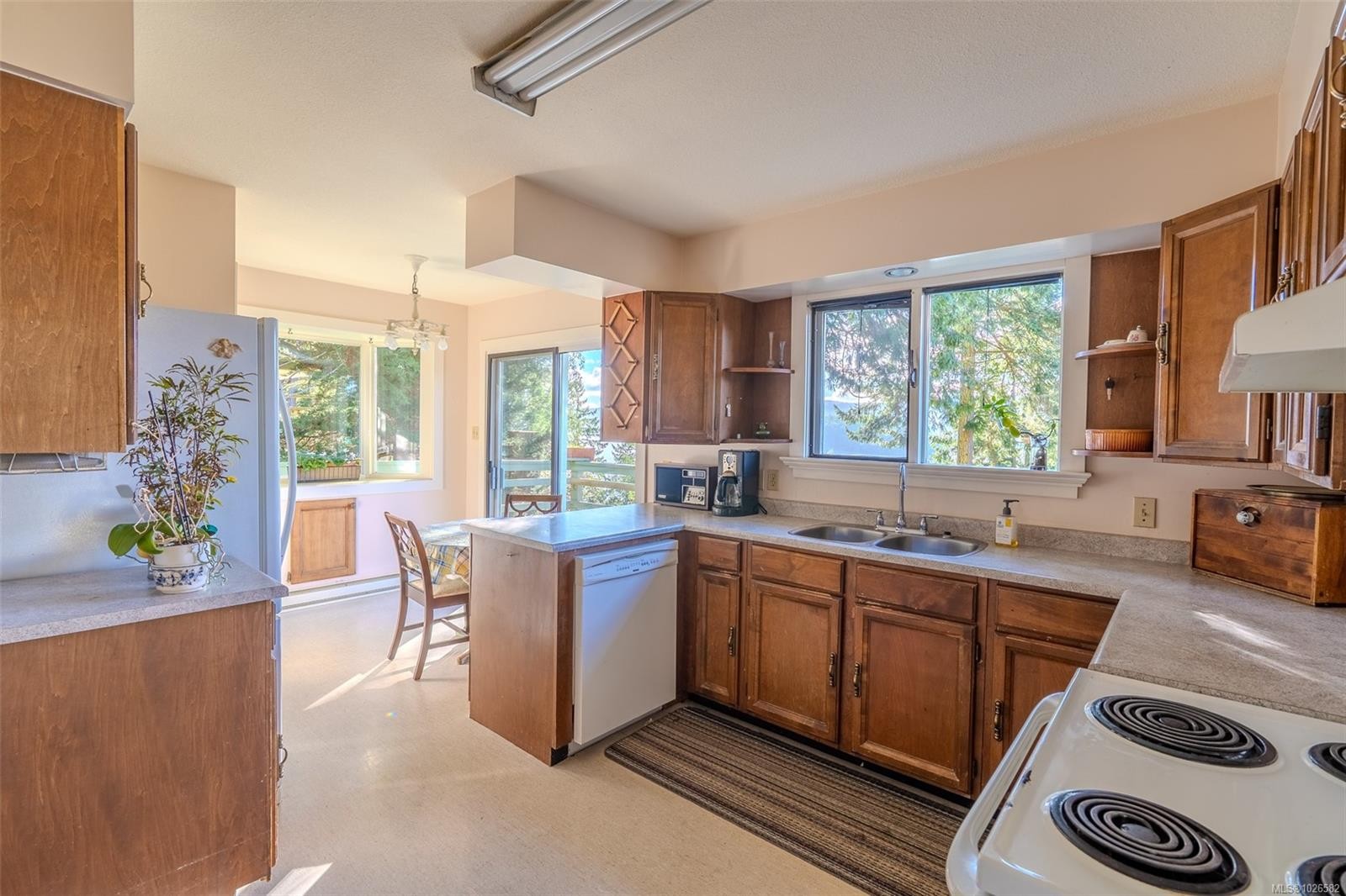 354 Old Scott Rd, Salt Spring, BC