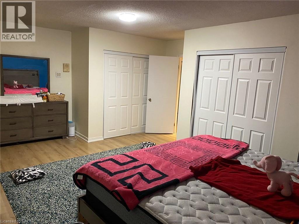287 Blucher Road, Kitchener, ON - Indoor Photo Showing Bedroom