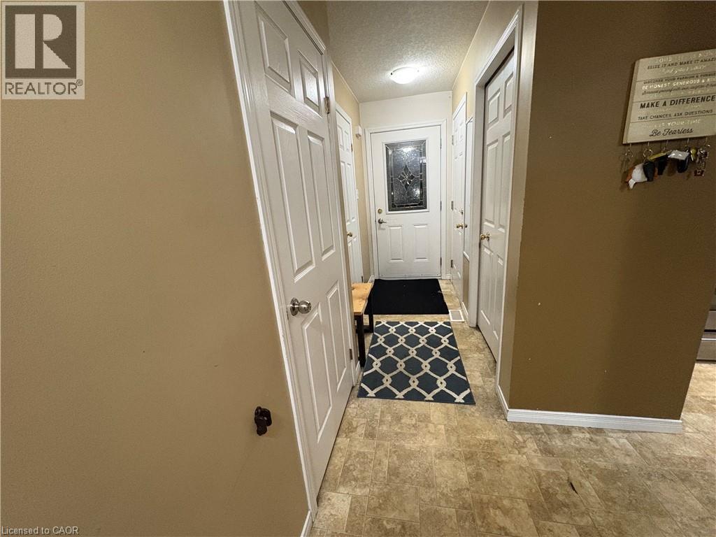 258 Sophia Crescent, Kitchener, ON - Indoor Photo Showing Other Room