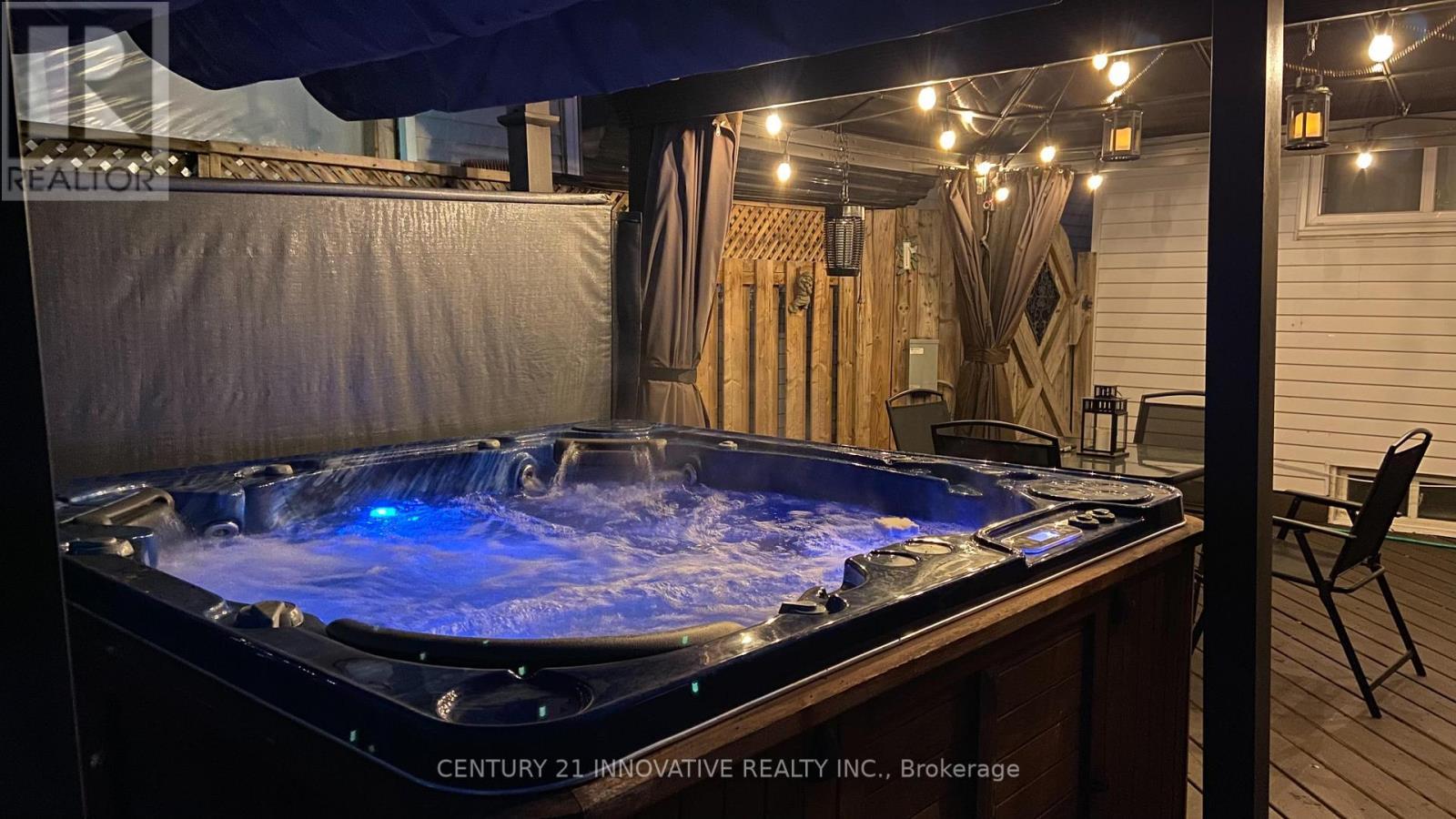 3066 Patrick Crescent, Mississauga, ON - Indoor