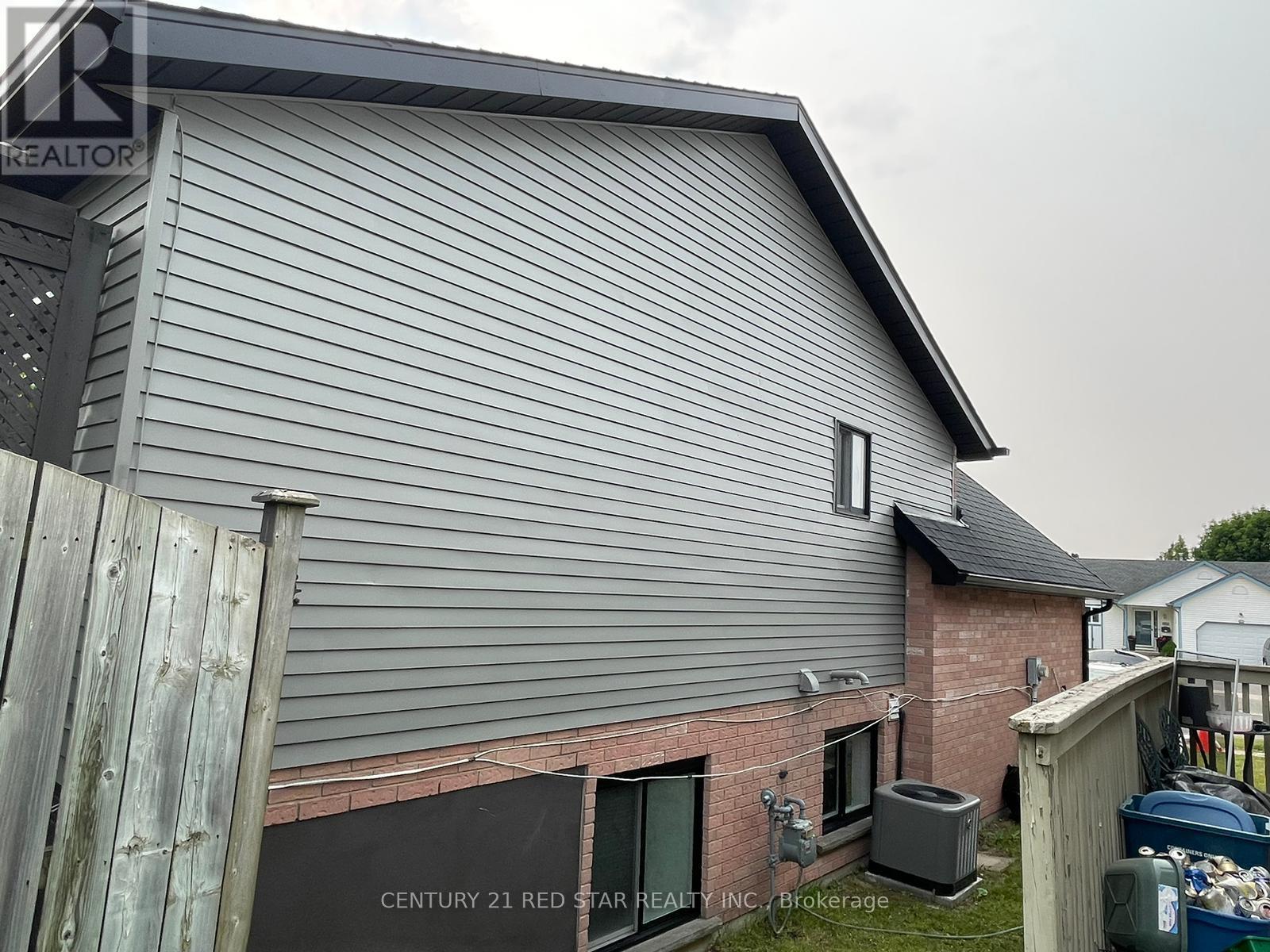 134 Bankside Drive, Kitchener, ON - Outdoor With Exterior
