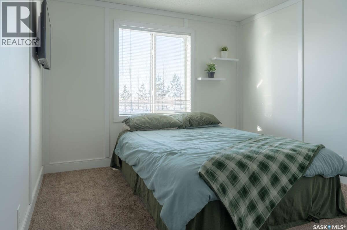 Range Road 2074, Estevan Rm No. 5, SK - Indoor Photo Showing Bedroom