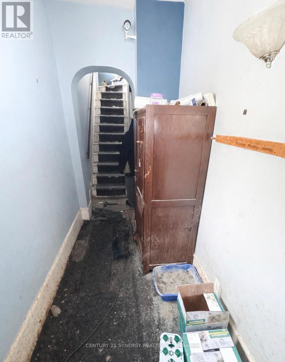 Colour Enhanced - Foyer - 23 Strathcona Street, Smiths Falls, ON - Indoor Photo Showing Other Room