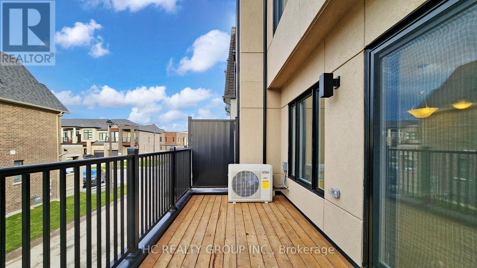 Roof top terrace - 46 York Downs Boulevard, Markham, ON - Outdoor With Exterior