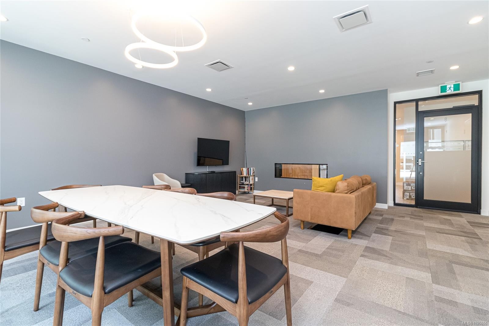 616-1115 Johnson St, Victoria, BC - Indoor