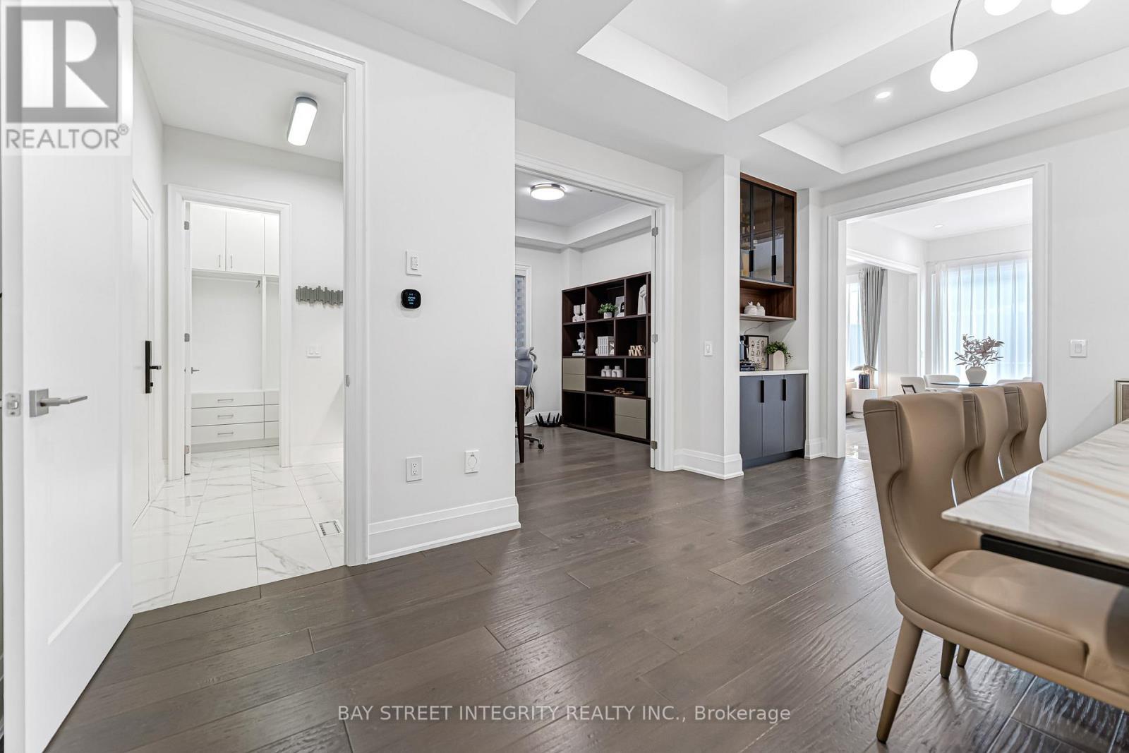 118 Milky Way Drive, Richmond Hill, ON - Indoor