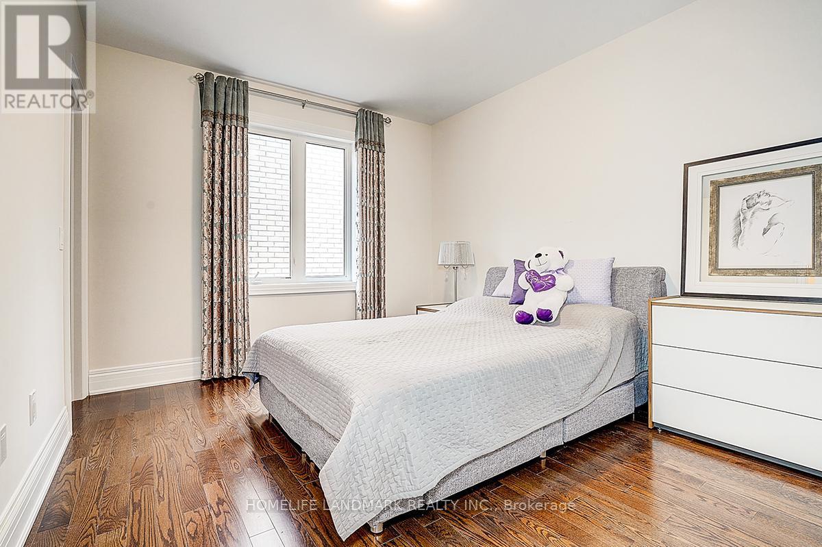17 Horse Rake Road, Vaughan, ON - Indoor Photo Showing Bedroom