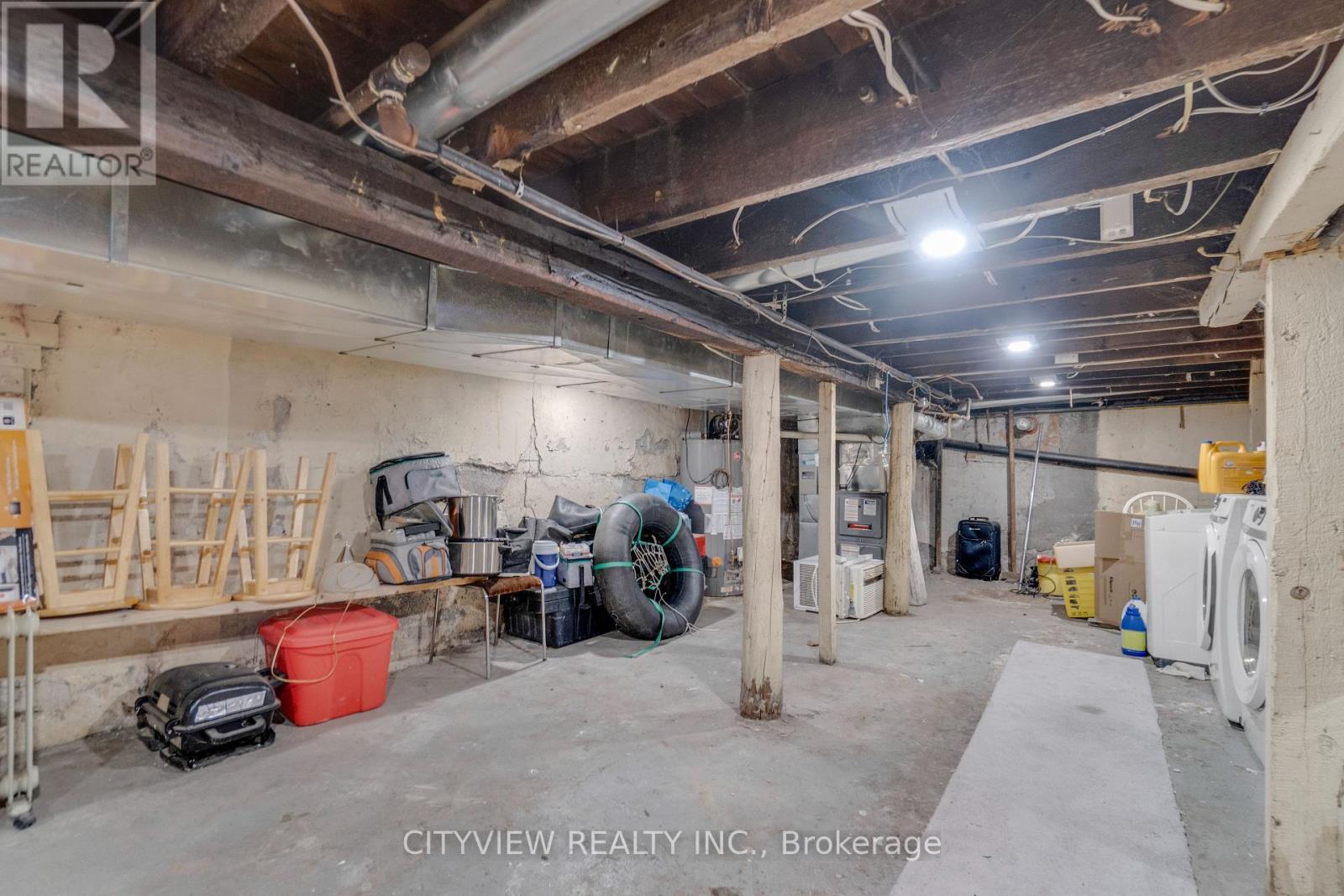382 Beach Road, Hamilton, ON - Indoor Photo Showing Basement