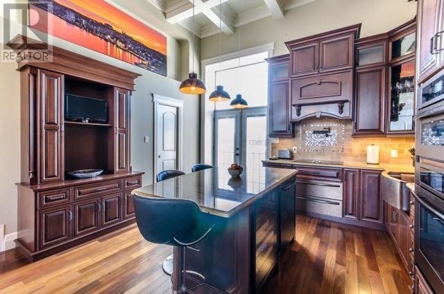 28 King Edward Place, St. John'S, NL - Indoor Photo Showing Kitchen With Upgraded Kitchen