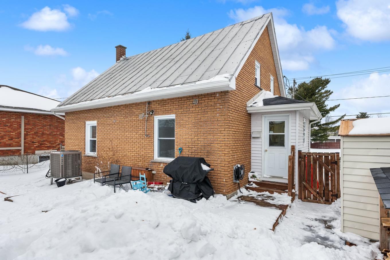 Cour - 194 Rue De L'Église, Napierville, QC - Outdoor With Exterior
