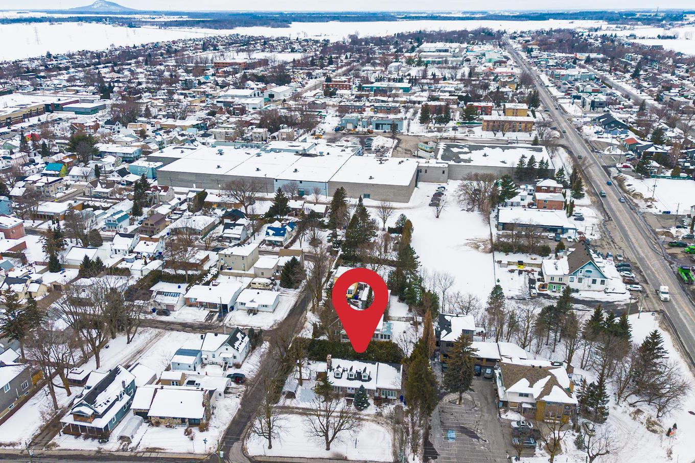 Photo aérienne - 1050 Rue Notre-Dame, Saint-Césaire, QC - Outdoor With View