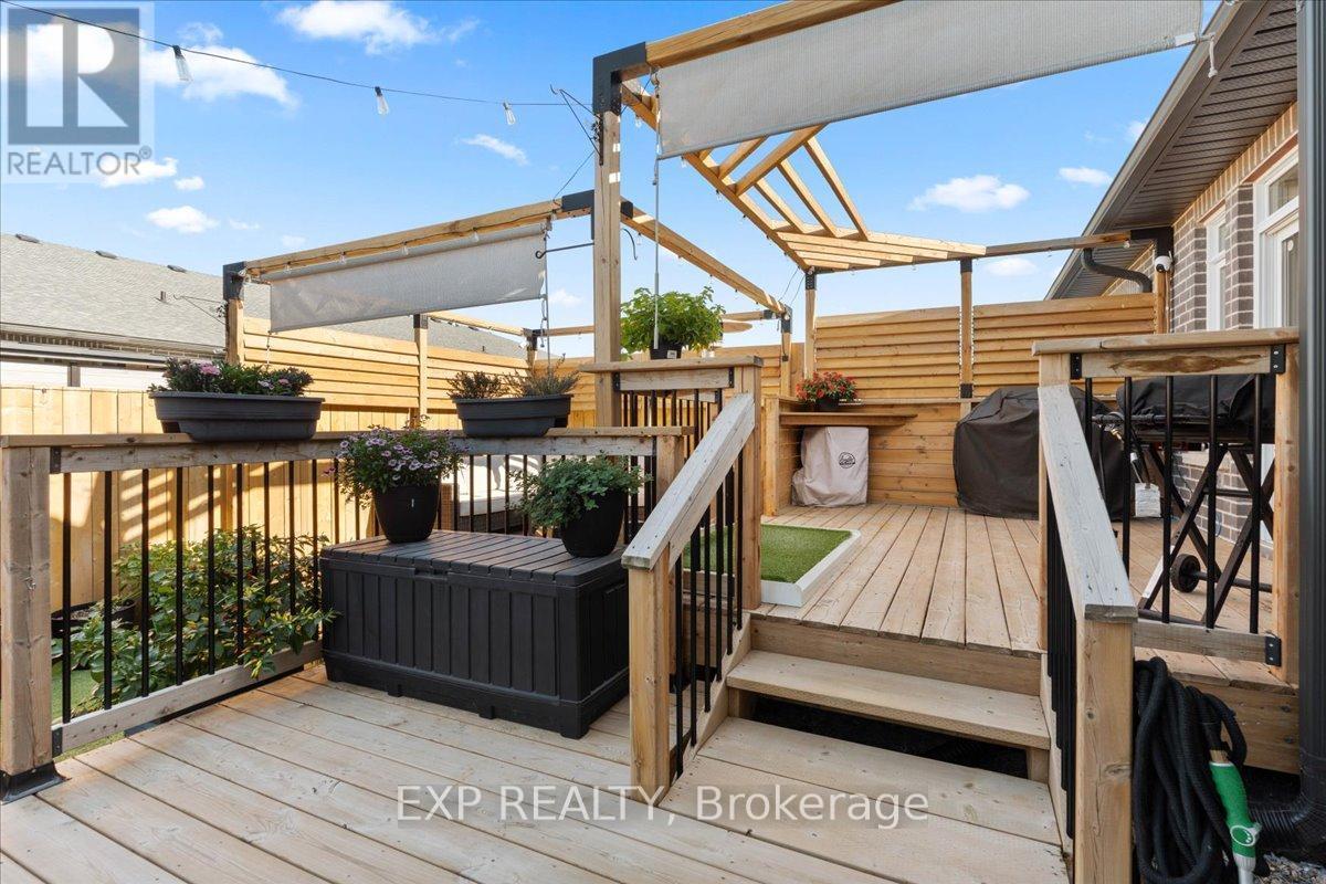 30 Raycroft Drive, Belleville (Thurlow Ward), ON - Outdoor With Deck Patio Veranda With Exterior