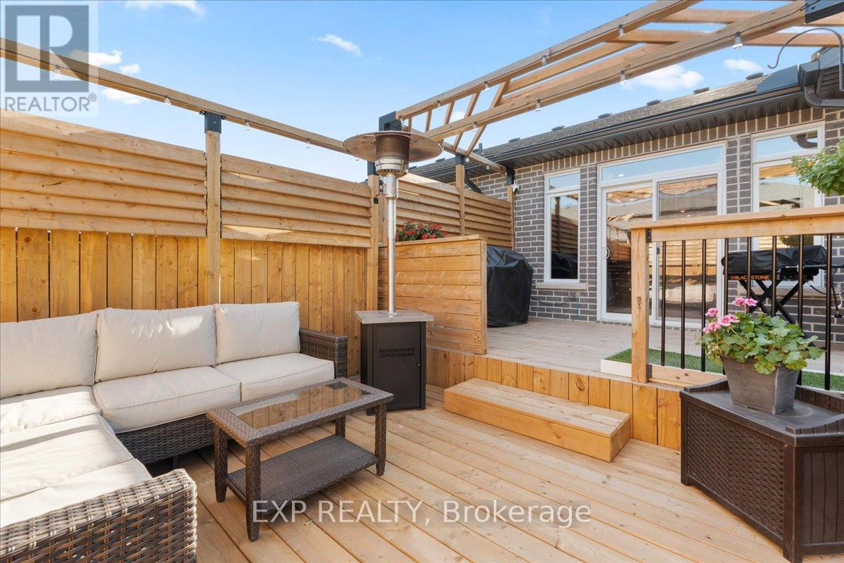 30 Raycroft Drive, Belleville (Thurlow Ward), ON - Outdoor With Deck Patio Veranda With Exterior