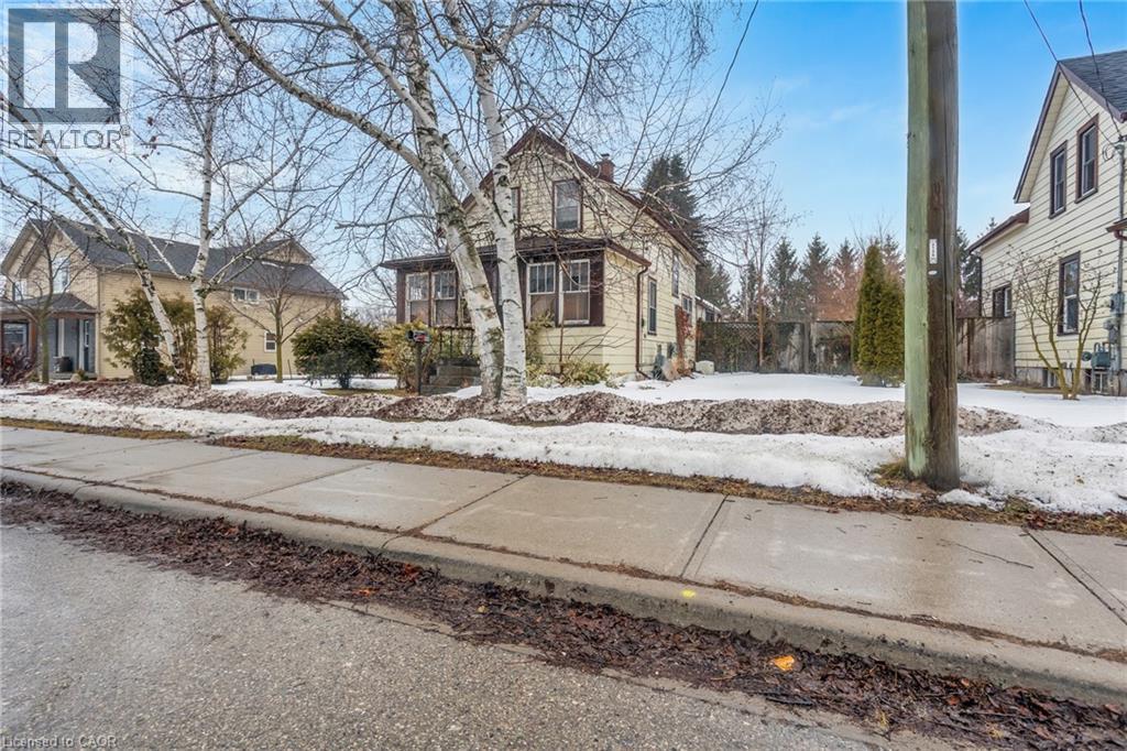 42 Sanders Street, Tillsonburg, ON - Outdoor