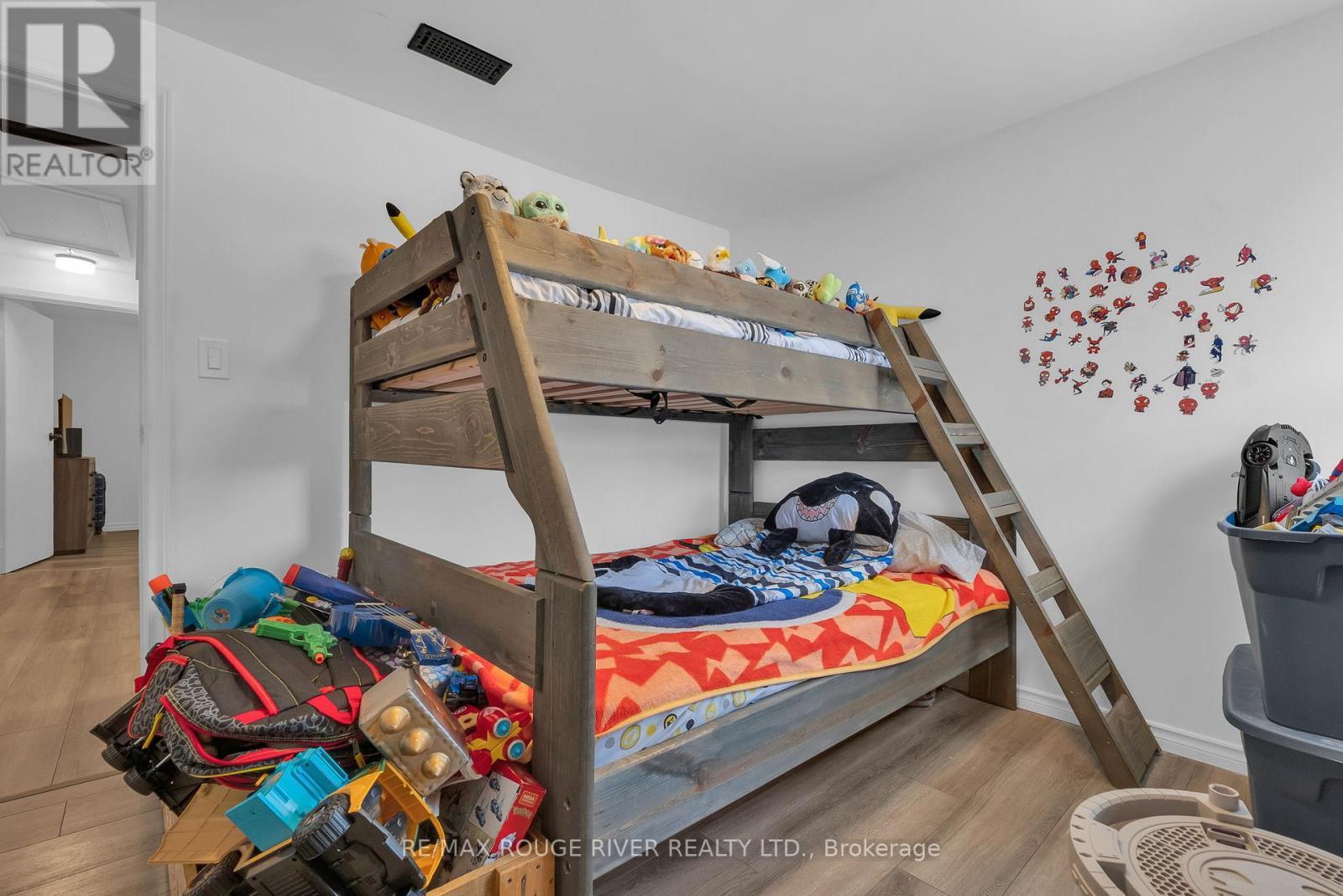 76 Princess Street, Quinte West (Trenton Ward), ON - Indoor Photo Showing Bedroom
