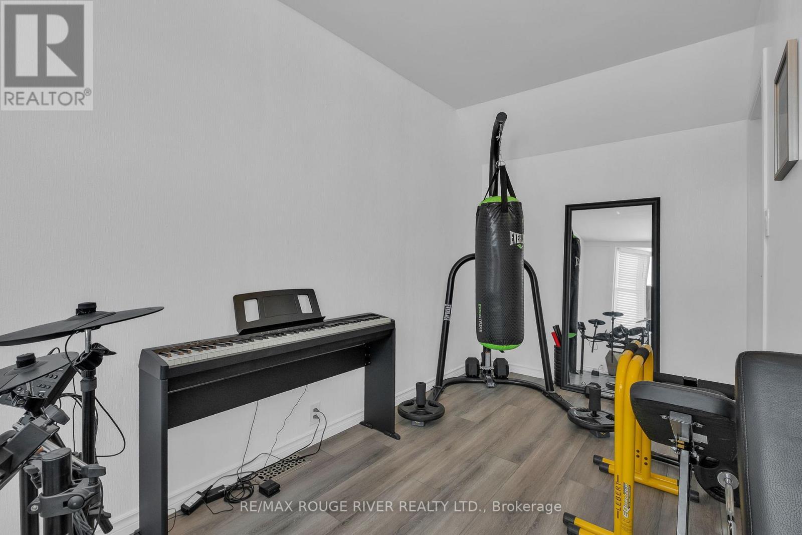 76 Princess Street, Quinte West (Trenton Ward), ON - Indoor Photo Showing Gym Room