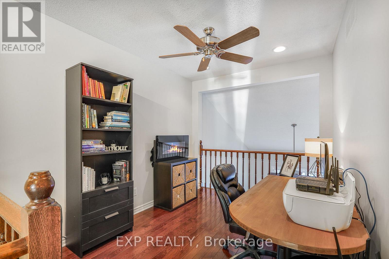 Second Floor Den - 2092 Melette Crescent, Ottawa, ON - Indoor